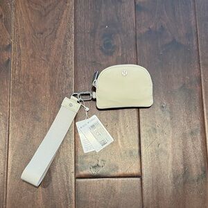 Elegant Cream Wristlet Pouch